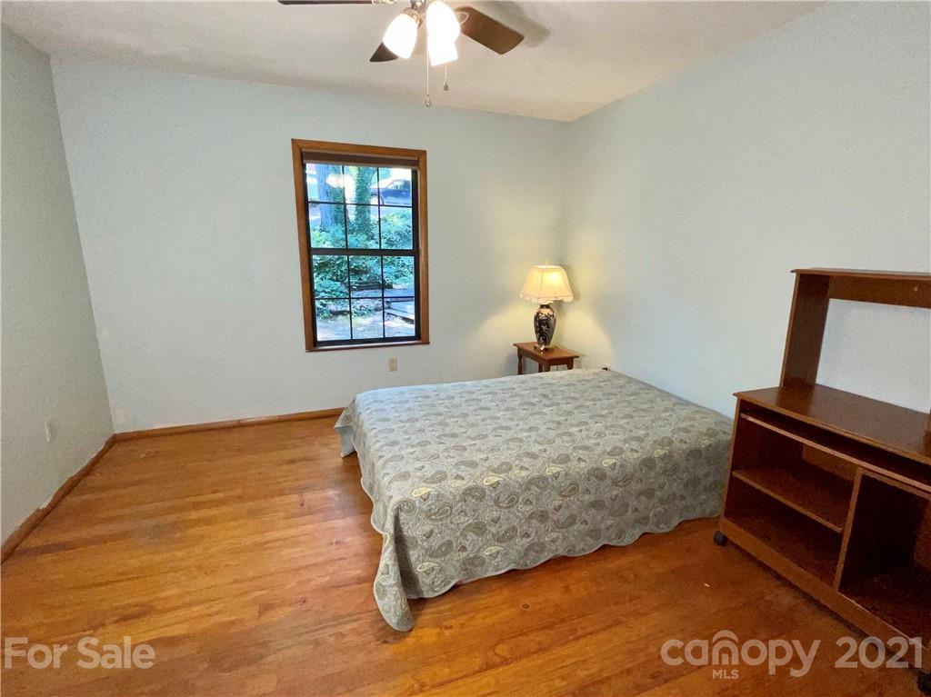 11 Sheppard Drive Asheville NC 28806