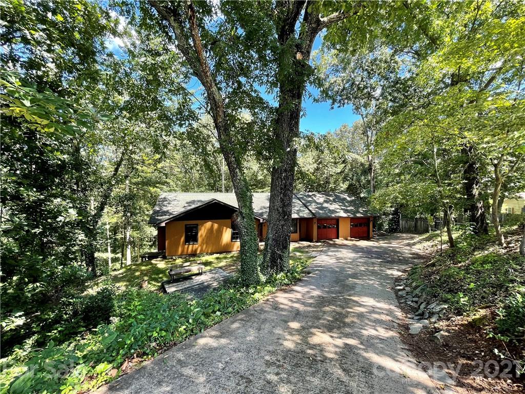 11 Sheppard Drive Asheville NC 28806