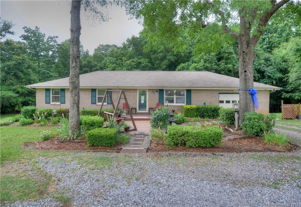 2858 Clover Road NW Concord NC 28027