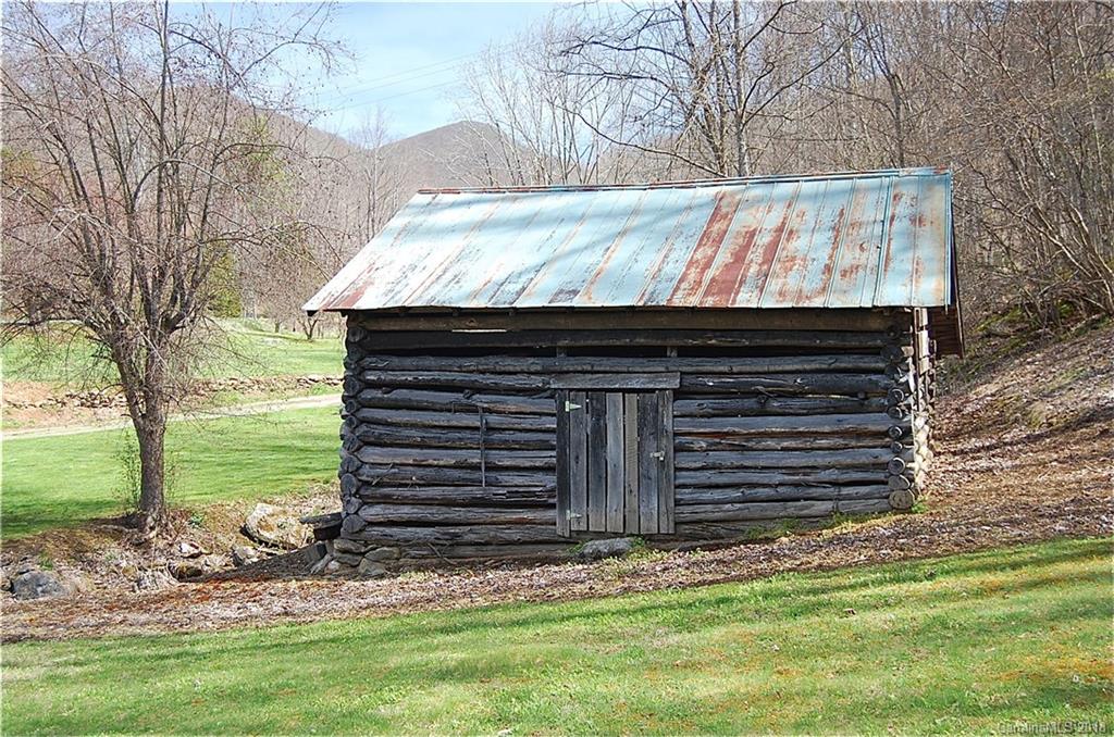 295 Martins Creek Road Barnardsville NC 28709