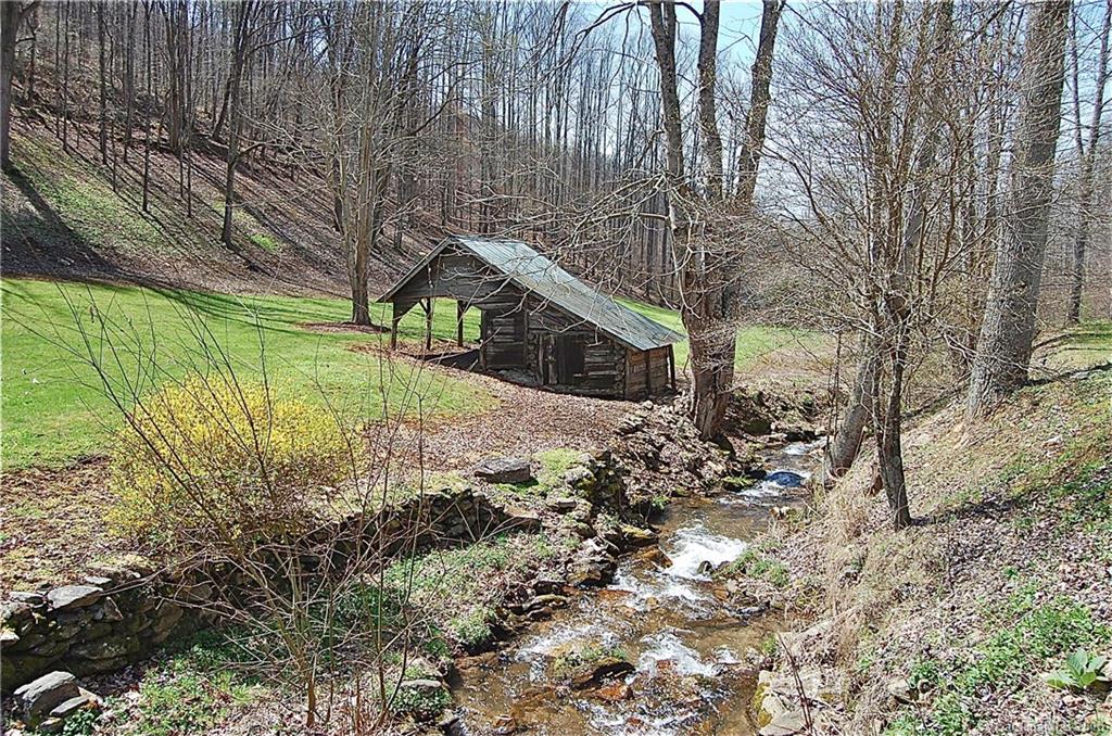 295 Martins Creek Road Barnardsville NC 28709