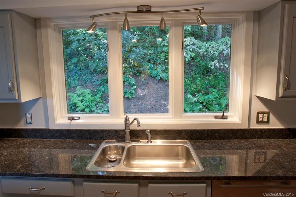 119 Leisure Mountain Road Asheville NC 28804