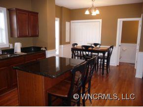 107 Fairview Oaks Lane Asheville NC 28803