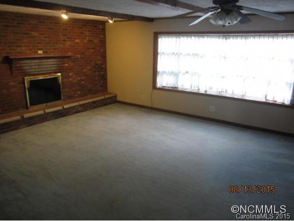 33 Imperial Court Asheville NC 28803