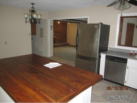 33 Imperial Court Asheville NC 28803