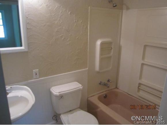 33 Imperial Court Asheville NC 28803