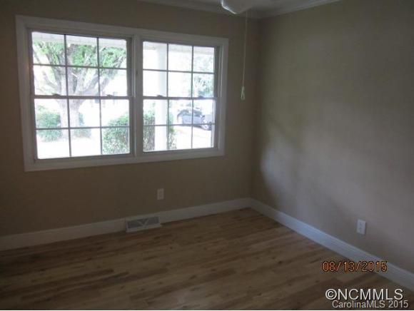 33 Imperial Court Asheville NC 28803