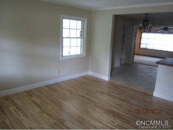 33 Imperial Court Asheville NC 28803