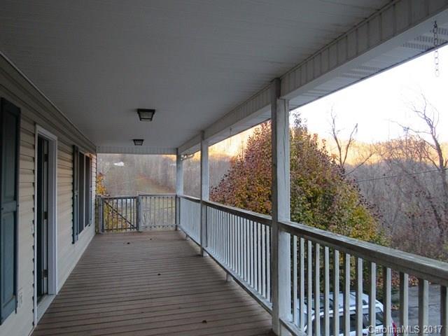 775 Old Mine Fork Road Burnsville NC 28714