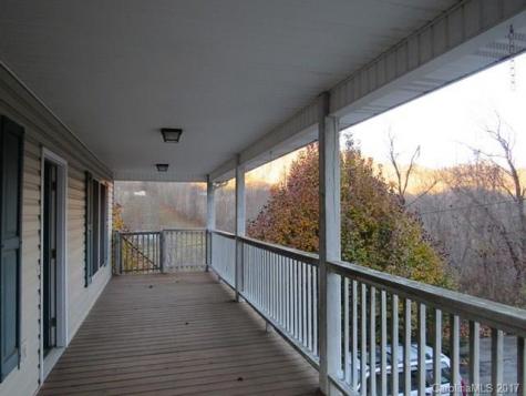 775 Old Mine Fork Road Burnsville NC 28714