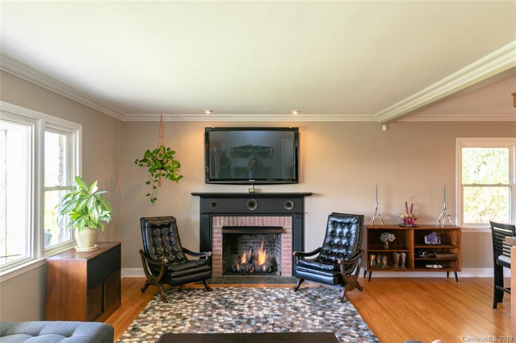 129 Lookout Drive Asheville NC 28804