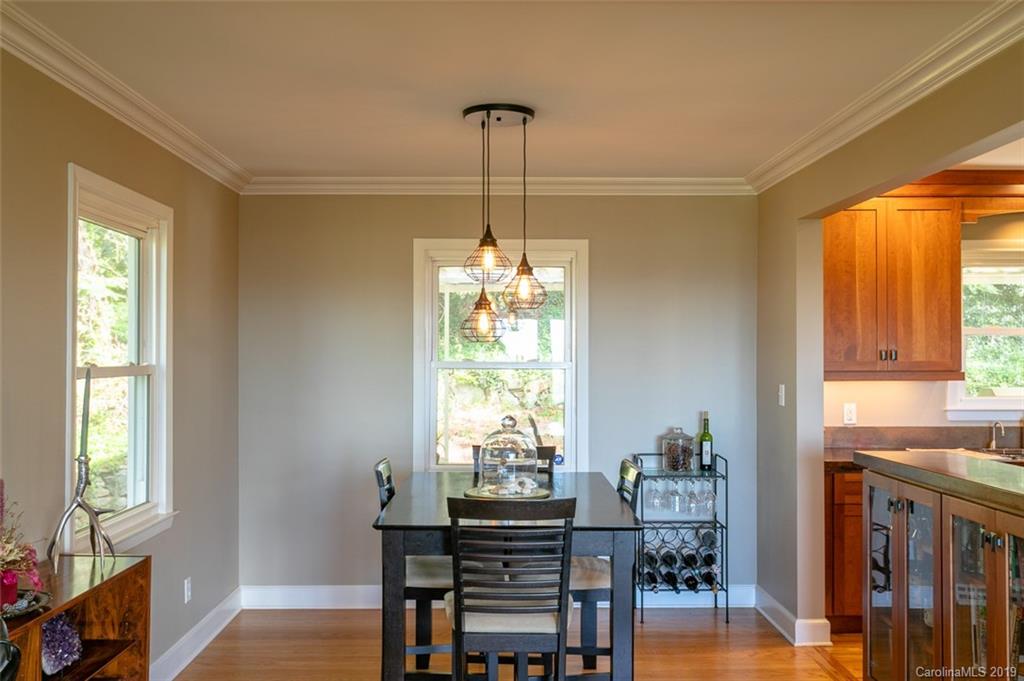 129 Lookout Drive Asheville NC 28804