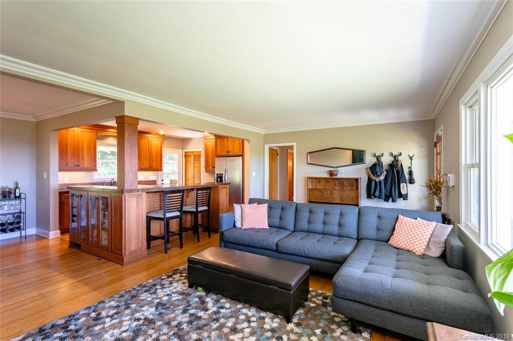 129 Lookout Drive Asheville NC 28804