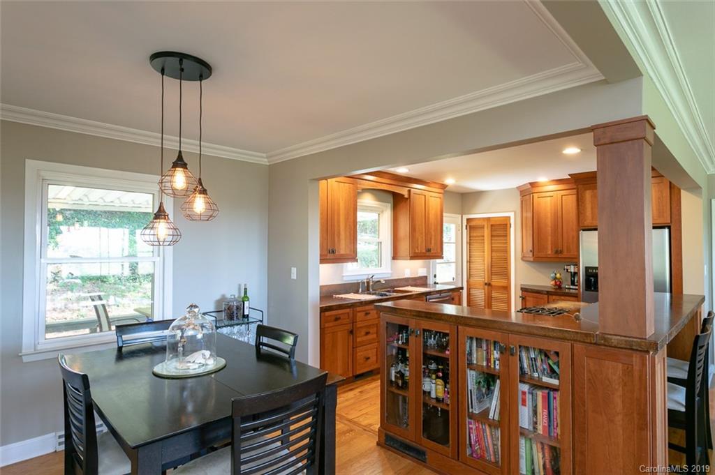129 Lookout Drive Asheville NC 28804