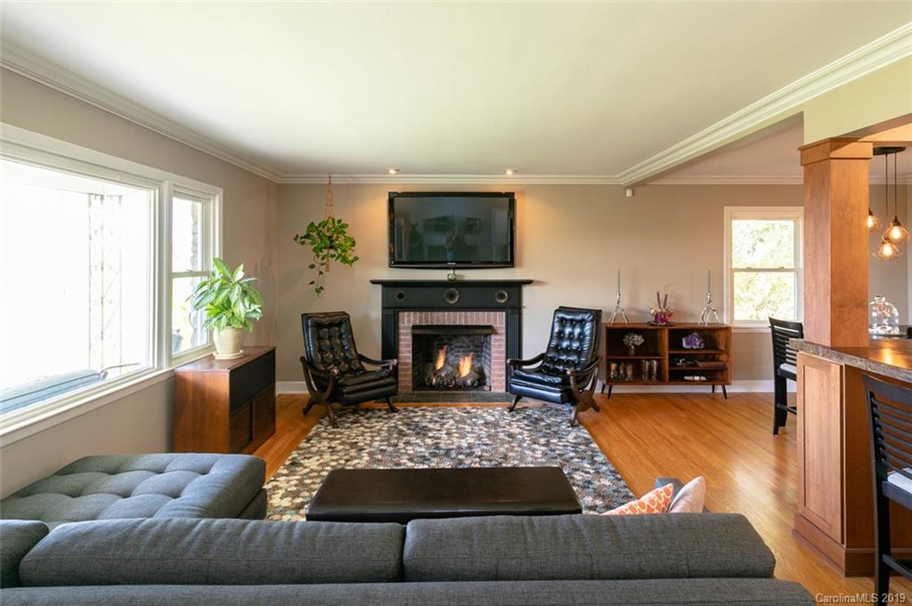 129 Lookout Drive Asheville NC 28804