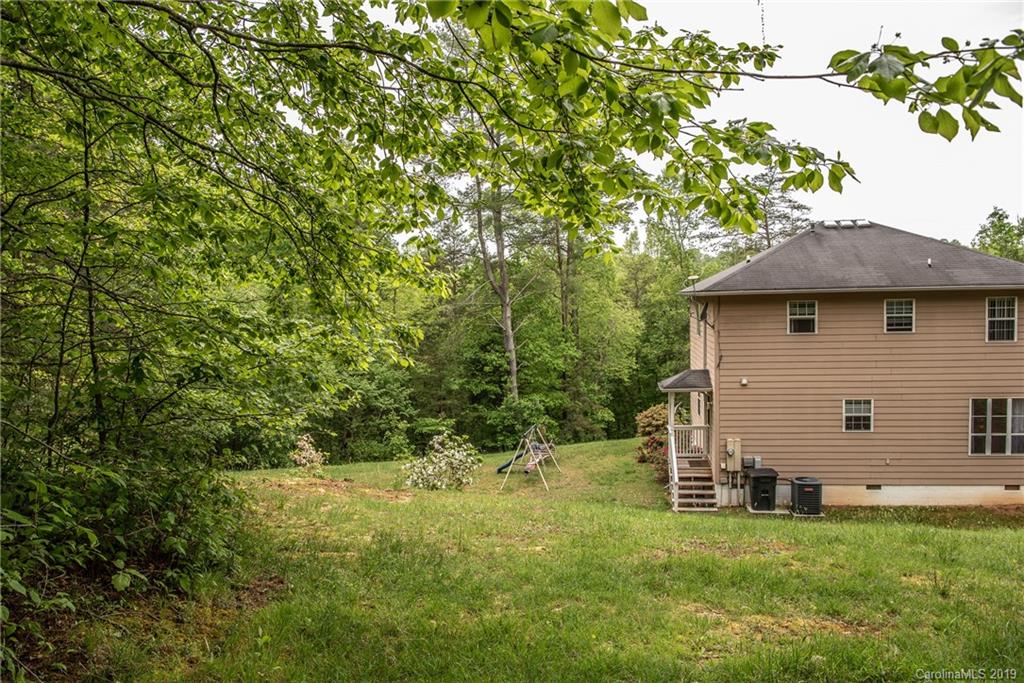 16 Charter Glen Asheville NC 28804