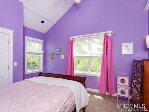 126 Carolina Bluebird Loop Arden NC 28704