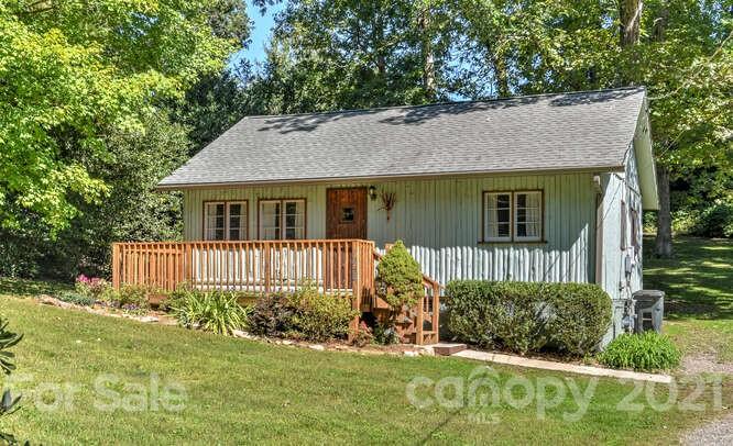 173 Oak Terrace Arden NC 28704