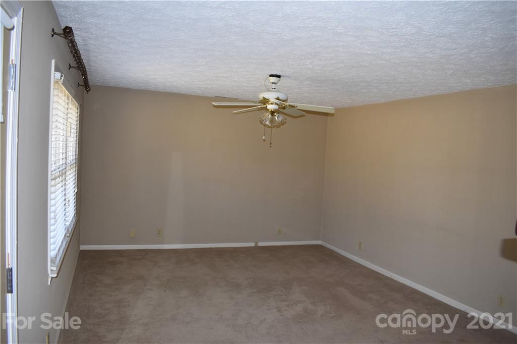246 Shady Lane Marion NC 28752