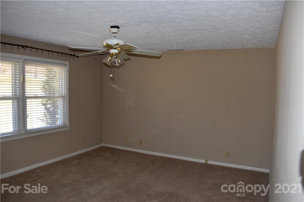 246 Shady Lane Marion NC 28752