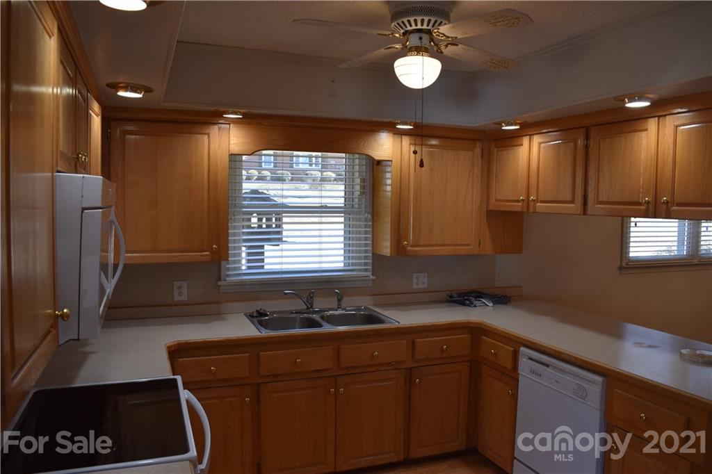 246 Shady Lane Marion NC 28752