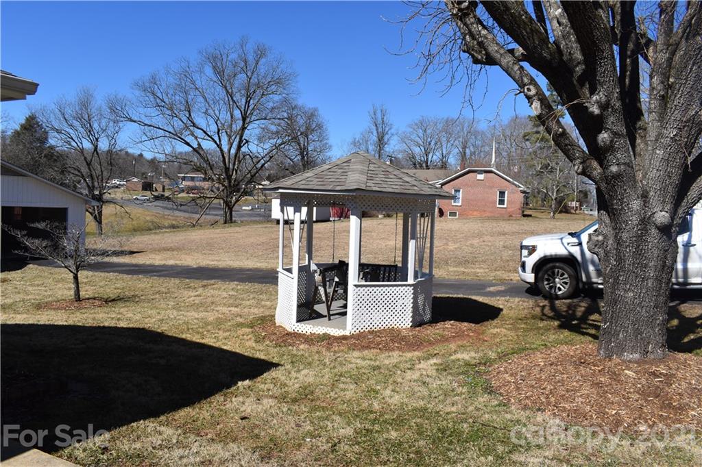 246 Shady Lane Marion NC 28752