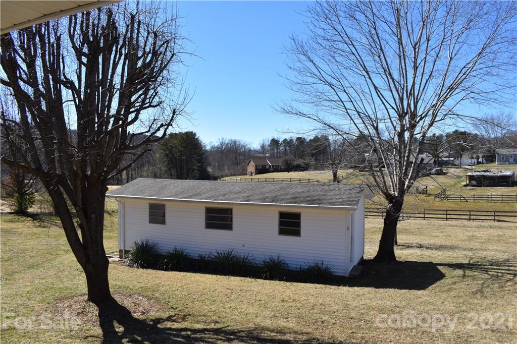 246 Shady Lane Marion NC 28752