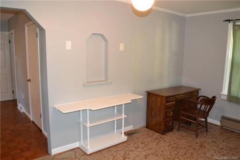 20 King Arthur Place Asheville NC 28806