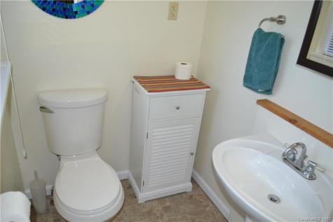 20 King Arthur Place Asheville NC 28806