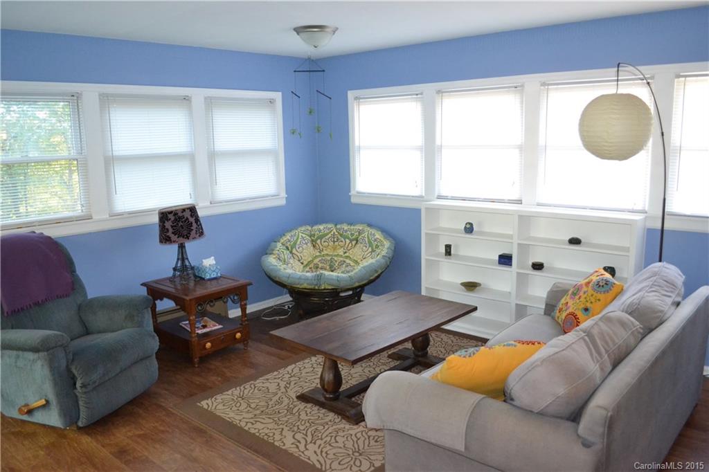 20 King Arthur Place Asheville NC 28806