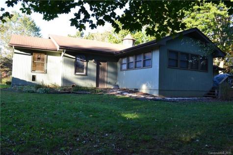 20 King Arthur Place Asheville NC 28806