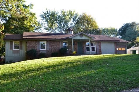 20 King Arthur Place Asheville NC 28806