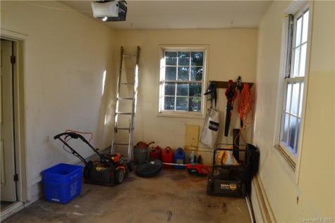 20 King Arthur Place Asheville NC 28806