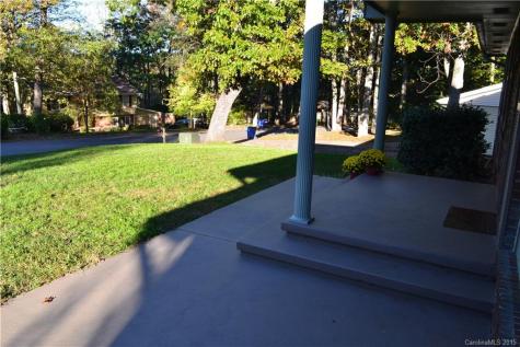20 King Arthur Place Asheville NC 28806