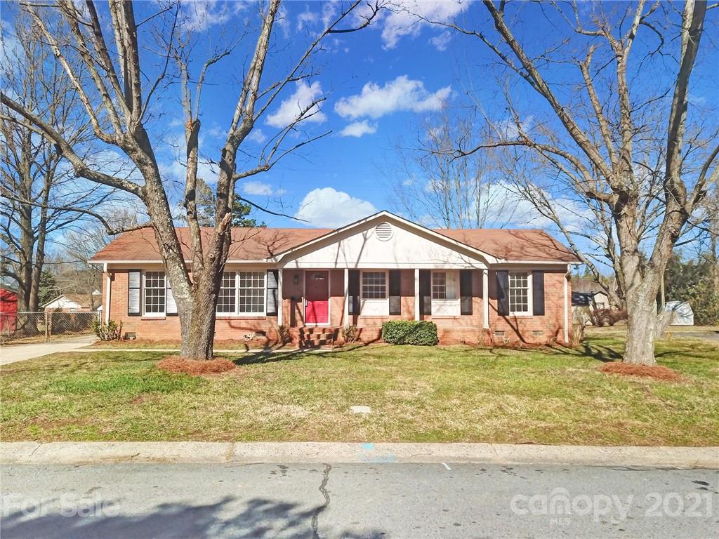 1711 Pondella Drive Charlotte NC 28213