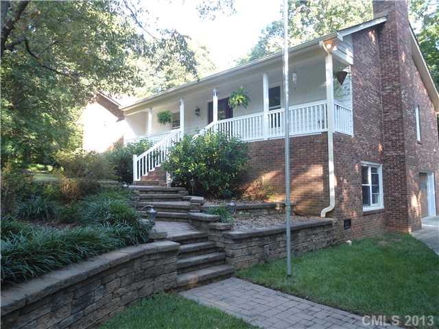 5826 Camelot Drive Charlotte NC 28270