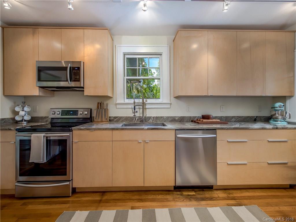 21 Sylvan Avenue Asheville NC 28801
