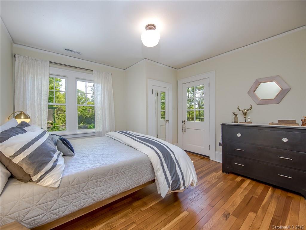 21 Sylvan Avenue Asheville NC 28801