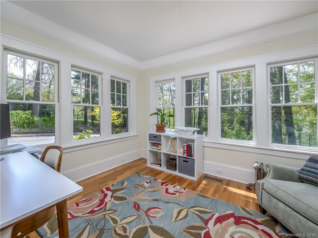 21 Sylvan Avenue Asheville NC 28801