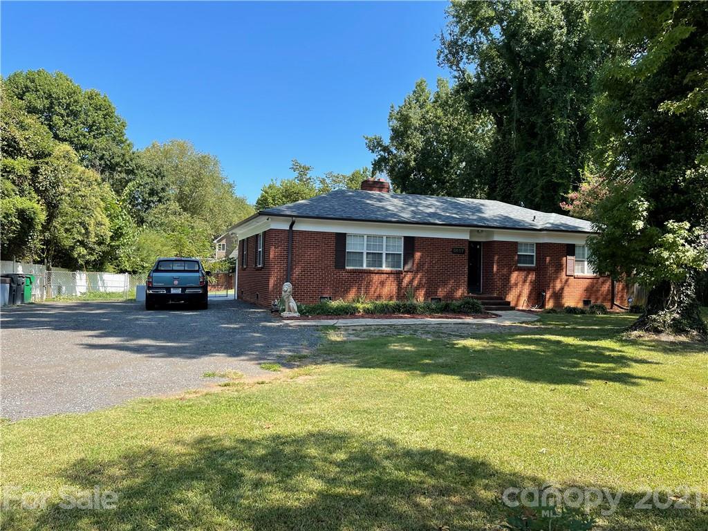 5627 Hickory Grove Road Charlotte NC 28215