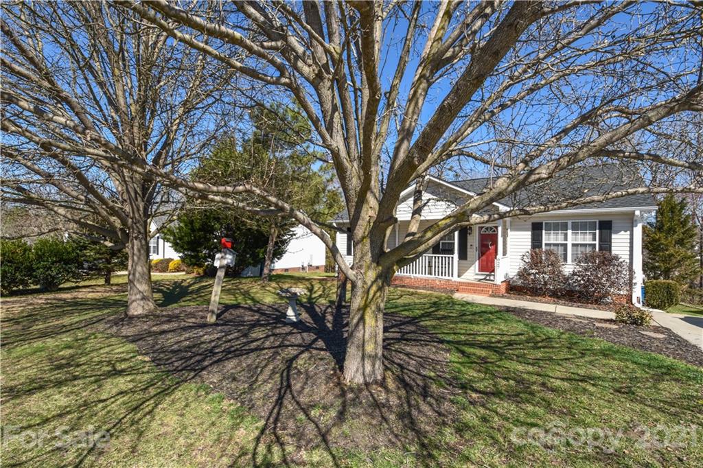627 Loch Lomond Circle Concord NC 28025