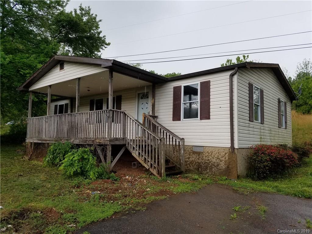 370 Reeves Cove Road Candler NC 28715