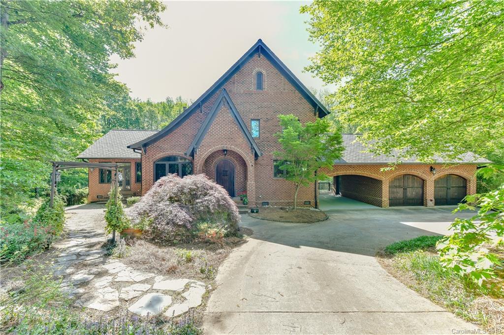 2362 Wedgewood Drive Matthews NC 28104