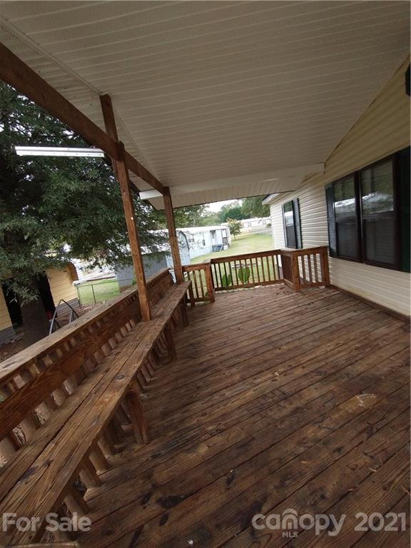 111 Pinewood Drive Mount Holly NC 28120