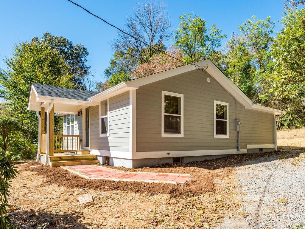 221 Northeast Avenue Swannanoa NC 28778