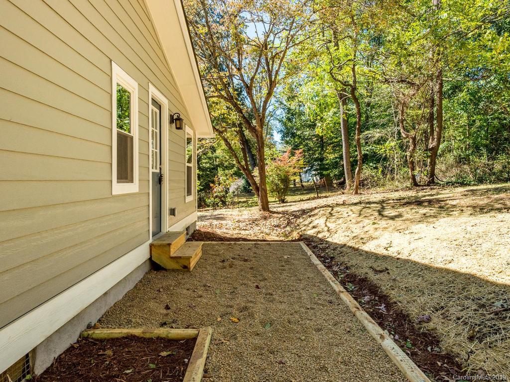 221 Northeast Avenue Swannanoa NC 28778