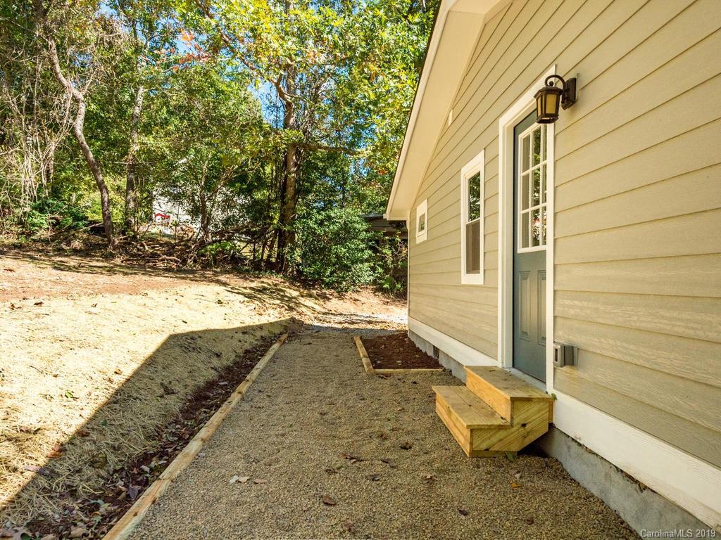 221 Northeast Avenue Swannanoa NC 28778