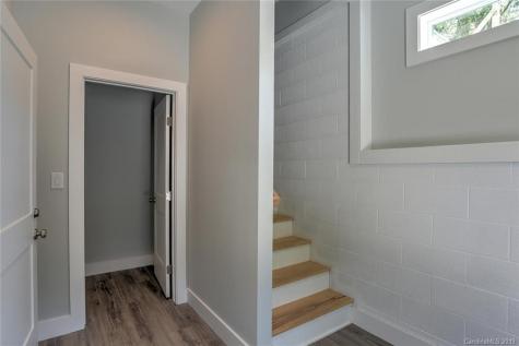 308 London Road Asheville NC 28803