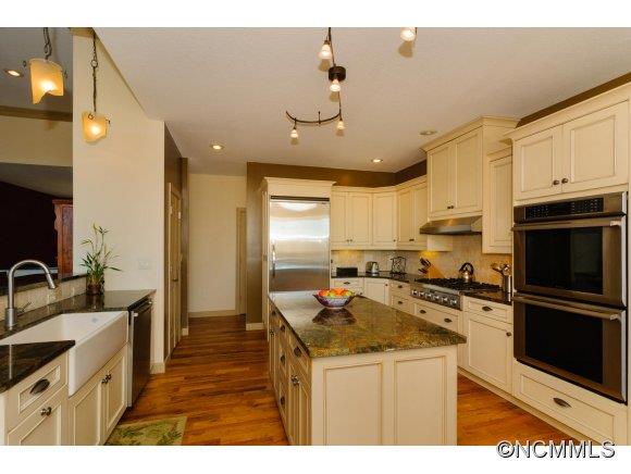 829 New Stock Road Weaverville NC 28787