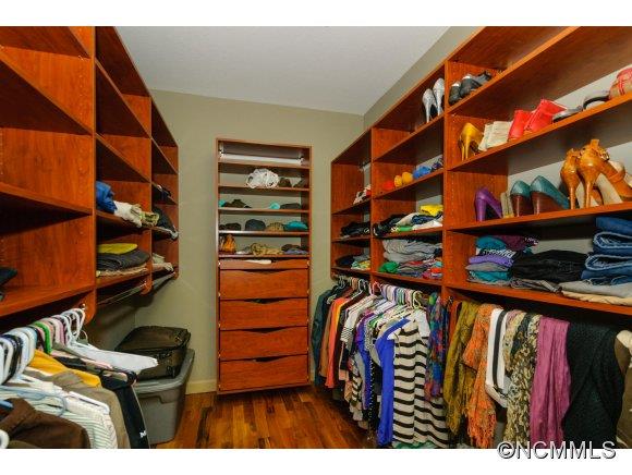 829 New Stock Road Weaverville NC 28787